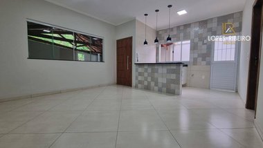 house em Rua Darciso Coneglian, Jardim Planalto - Botucatu - SP