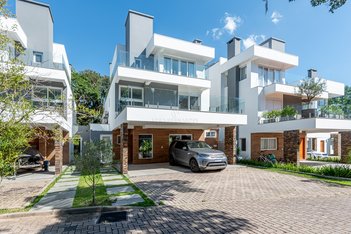 house em Avenida Coronel Marcos, Pedra Redonda - Porto Alegre - RS