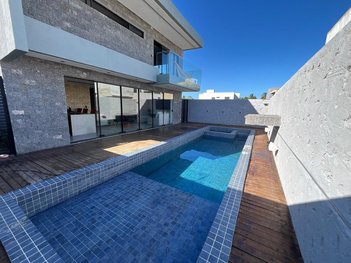 house em Avenida Engenheiro Mário de Gusmão, Ponta Verde - Maceió - AL