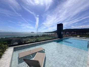 apartment em Rua dos Polvos, Jurerê - Florianópolis - SC