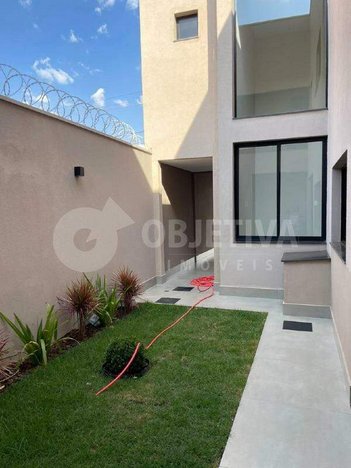 house em Rua Purpura, Grand Ville - Uberlândia - MG
