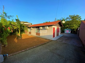house em Rua Waldir Medeiros, Água Verde - Blumenau - SC