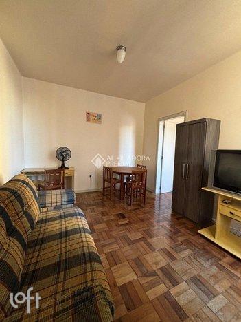 apartment em Vinte e Quatro de Maio, Centro - Porto Alegre - RS