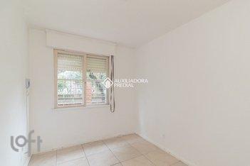 apartment em Rua José Domingos Varella, Camaquã - Porto Alegre - RS