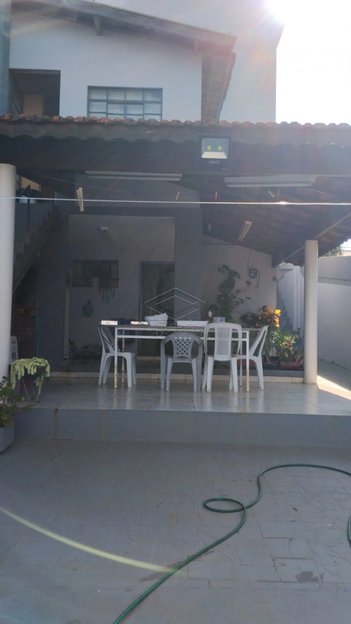 house em Rua Doutor Cardoso de Almeida, Centro - Botucatu - SP
