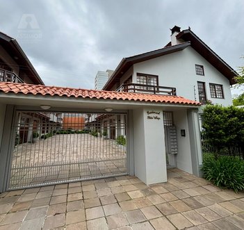 house em Rua Mário Behring, Jardim América - Caxias do Sul - RS
