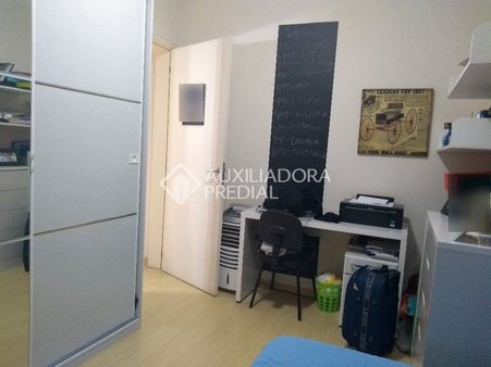 Cômodo quarto