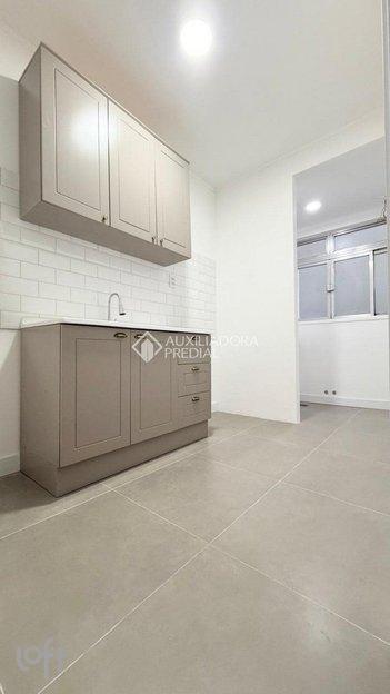 apartment em Rua Sapê, Vila Ipiranga - Porto Alegre - RS