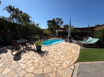 house em Avenida Luiz Boiteux Piazza, Ponta das Canas - Florianópolis - SC