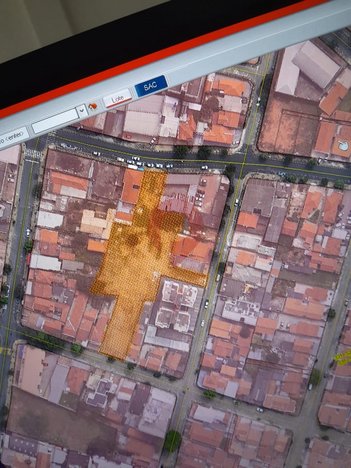 land_lot em Rua Treze de Maio, Centro - Valinhos - SP