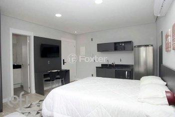 apartment em Rua Senhor dos Passos, Centro - Porto Alegre - RS