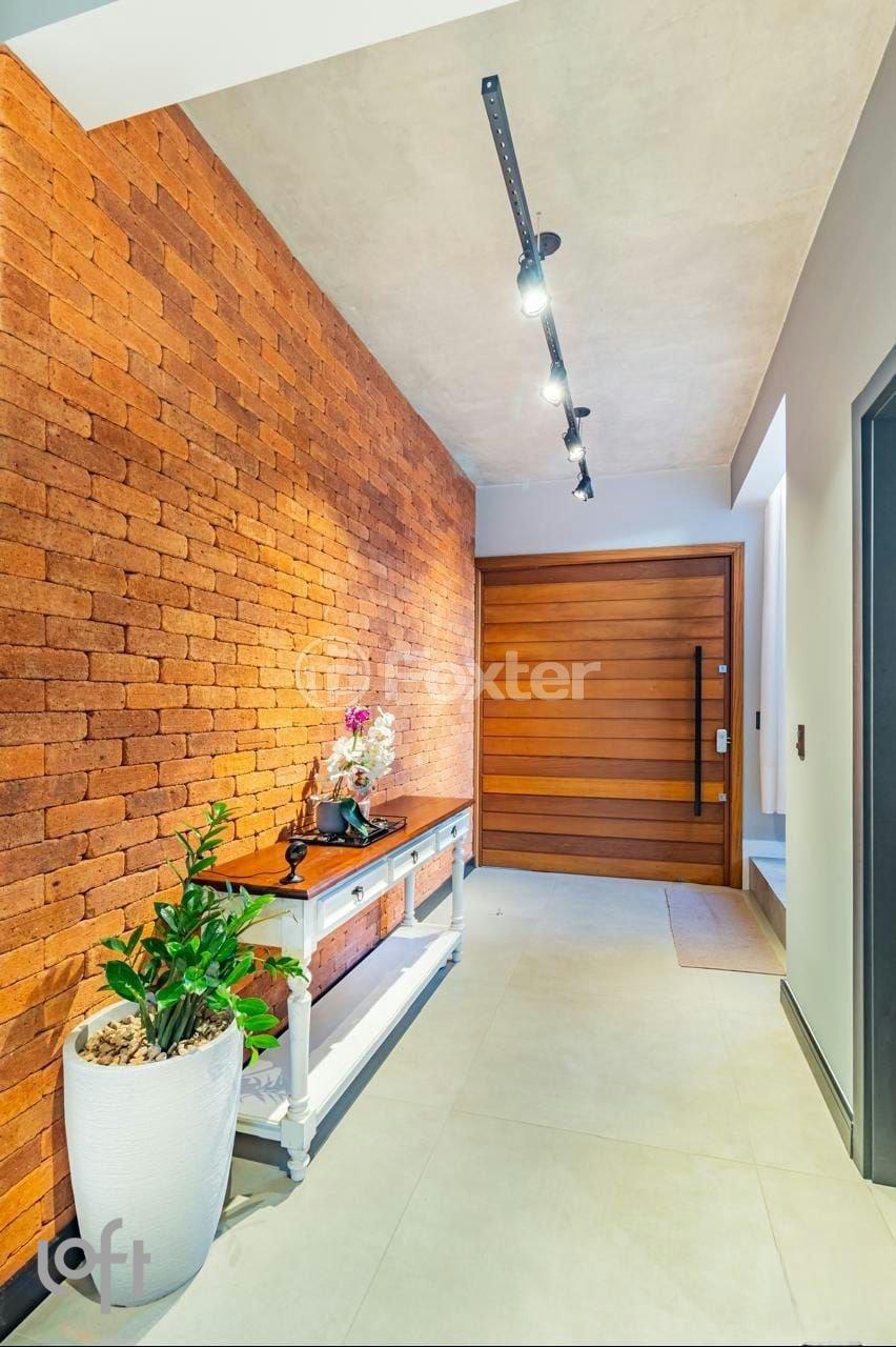 WhatsApp Image 2025-10-01 at 18.39.07.jpeg