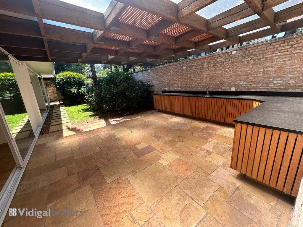 6 Gourmet externo