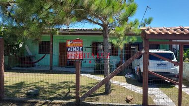 house em Rua Montenegro, Magistério - Balneário Pinhal - RS