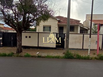 house em Rua Carlos Gomes, Jardim Nova América - Araraquara - SP