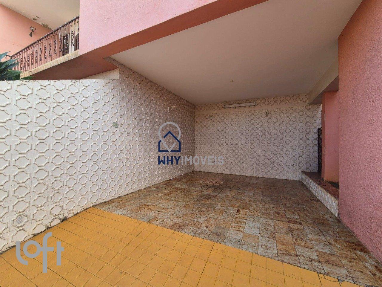 Casa com 3 quartos — Caiçaras, Belo Horizonte