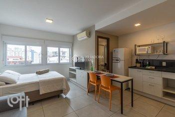 apartment em Rua Garibaldi, Floresta - Porto Alegre - RS