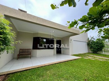 house em Rua Begônias, Rainha do Mar - Xangri-Lá - RS