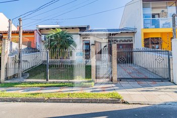 house em Carlos Leopoldo Schüller, Parque da Matriz - Cachoeirinha - RS