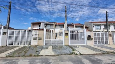 house em Rua Bélgica, Petrópolis - Joinville - SC