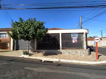 house em Avenida Bandeirantes, Centro - Araraquara - SP