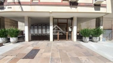 apartment em Rua Demétrio Ribeiro, Centro Histórico - Porto Alegre - RS