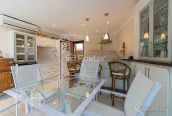 apartment em Rua Desembargador Augusto Loureiro Lima, Petrópolis - Porto Alegre - RS