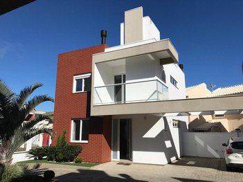house em Rua Grumixama, Campeche - Florianópolis - SC