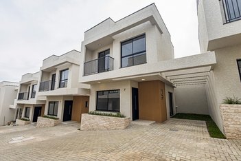 house em Rua Manoel das Chagas Lima, São Braz - Curitiba - PR
