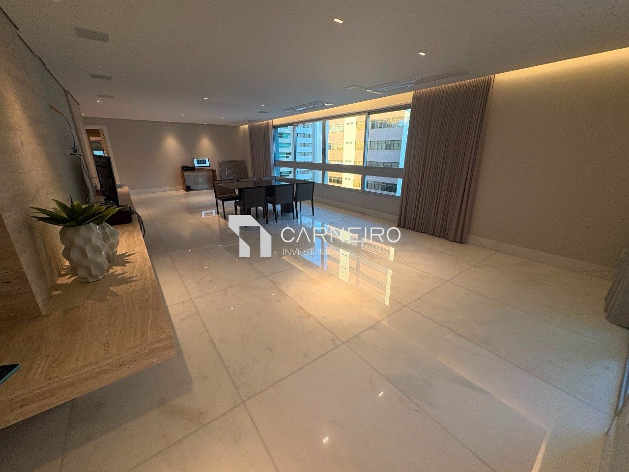 Apartamento com 4 quartos — Santa Terezinha, Belo Horizonte