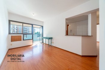 apartment em Rua Carvalho Monteiro, Petrópolis - Porto Alegre - RS