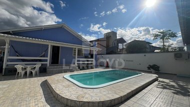 house em Rua dos Ferroviários, Oficinas - Tubarão - SC