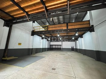 industrial em Rua Conselheiro Travassos, São Geraldo - Porto Alegre - RS