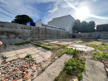 land_lot em Rua Trajano Alves de Aguiar, Cidade dos Funcionários - Fortaleza - CE