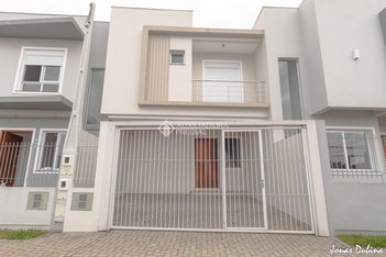 house em Rua Frei Henrique de Coimbra, Nossa Senhora das Graças - Canoas - RS