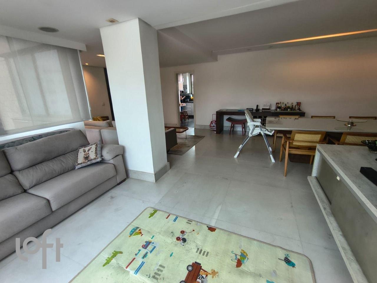 Apartamento com 4 quartos — Santo Antônio, Belo Horizonte