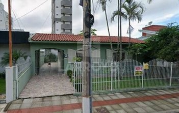 house em Rua José Evaristo Fogaça, Vila Moema - Tubarão - SC