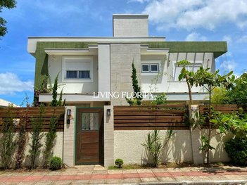house em Rua das Gaivotas, Lagoa da Conceição - Florianópolis - SC