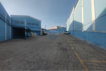 industrial em Rua Aeroporto, Chácaras Marco - Barueri - SP