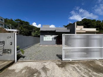 house em Rua Maria Madalena dos Santos, Praia de Armação do Itaporocoy - Penha - SC