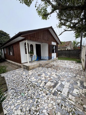 house em Rua Aripuanã, Jardim Guaraituba - Paranaguá - PR