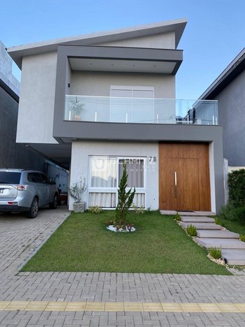 house em Rua Adolfo Inácio de Barcelos, Centro - Gravataí - RS