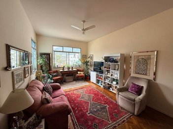 apartment em Avenida Alberto Torres, Alto - Teresópolis - RJ