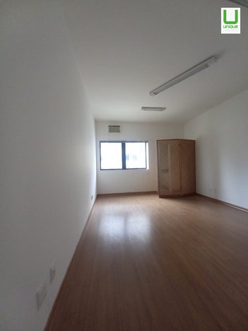 office em Avenida do Contorno, Santa Efigênia - Belo Horizonte - MG