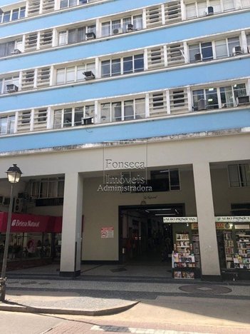 office em Rua do Imperador, Centro - Petrópolis - RJ