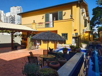 house em Rua Itabaquara, Pacaembu - São Paulo - SP