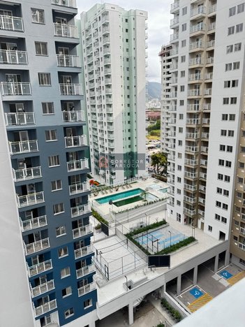 apartment em Rua Cordeiro da Graça, Santo Cristo - Rio de Janeiro - RJ