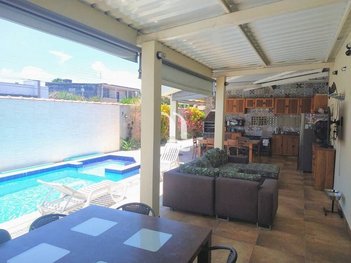 house em Rua Ribeirão Preto, Praia das Palmeiras - Caraguatatuba - SP