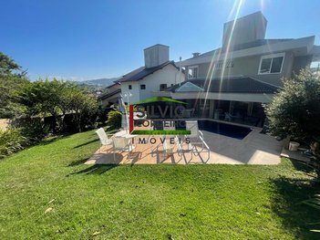 house em Vera Linhares de Andrade, Itacorubi - Florianópolis - SC