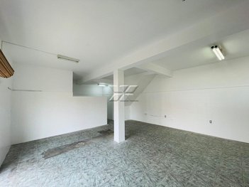 business em 30 A, Vila Alemã - Rio Claro - SP